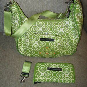 ❤️2 PIECE PETUNIA PICKLE BOTTOM DIAPER BAG AND WALLET